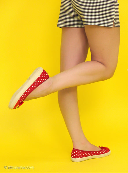 Mia in Sightseeing (intimate photoset)