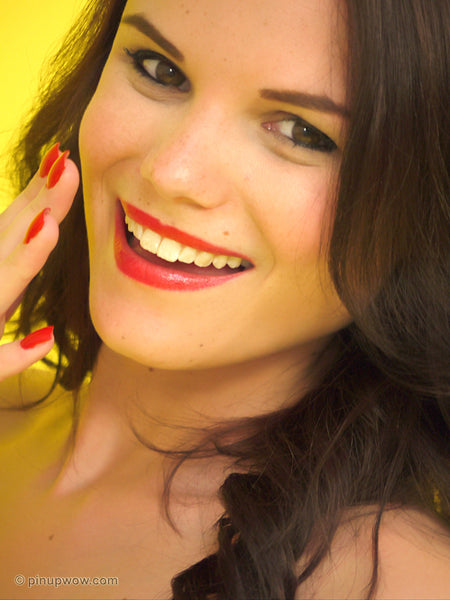 Mia in Sightseeing (intimate photoset)