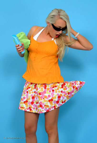 Lucy-Anne in Tanning Tease  (sample photoset)
