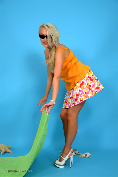 Lucy-Anne in Tanning Tease  (sample photoset)