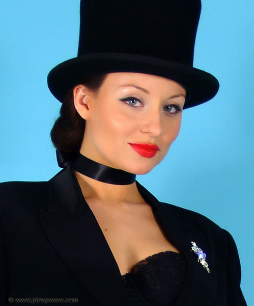 Carla in You Can Keep Your Hat On  (photoset)