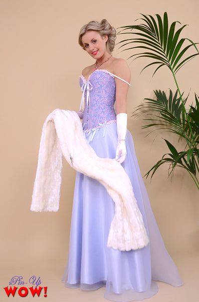 Amy Green in Flip Strip Me (photoset)