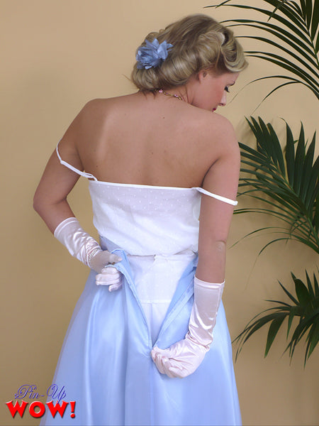 Amy Green in Flip Strip Me with (intimate photoset)