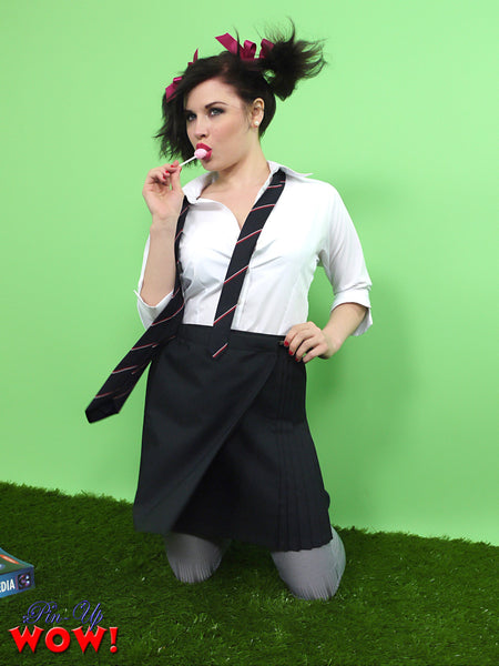 Jocelyn-Kay in College Outing (photoset)