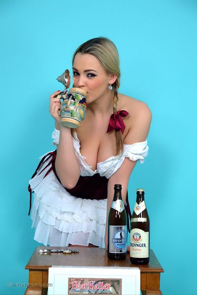 Jodie Gasson in Wunderbar!  (photoset)