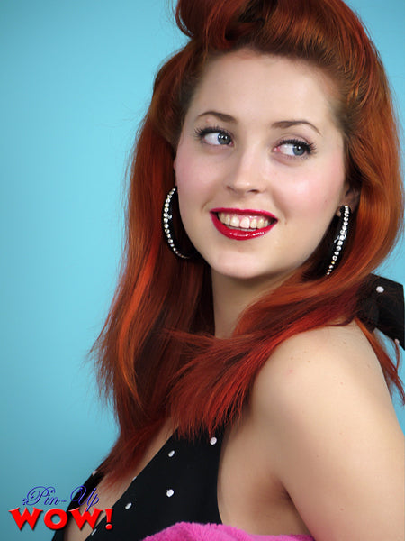 Lucy in Pulling Technique  (photoset)