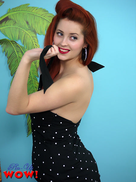 Lucy in Pulling Technique  (photoset)