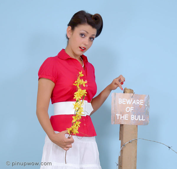 Bryoni-Kate in Rural Revelations  (photoset)