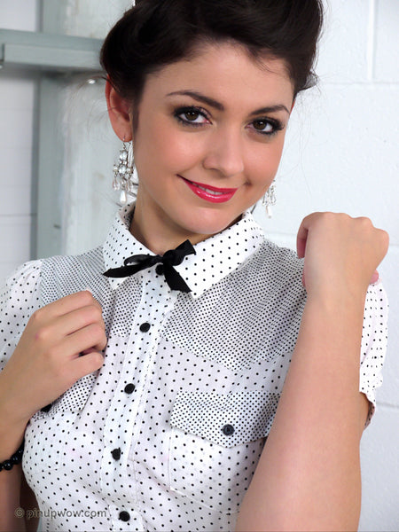 Bryoni-Kate in Staff Bonus  (photoset)