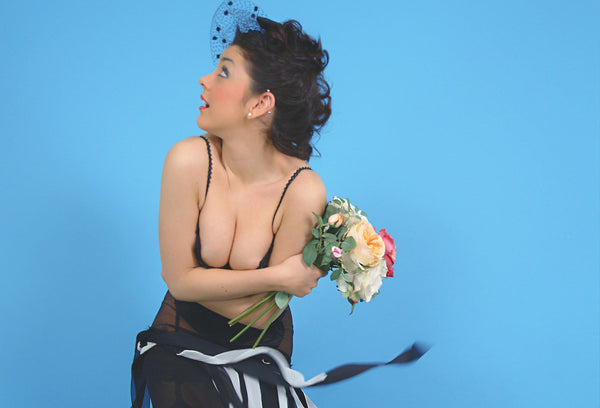 Bryoni-Kate in Roses to the Rescue  (photoset)