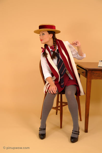 carla-class-act pin-up glamour photo 10 of 123