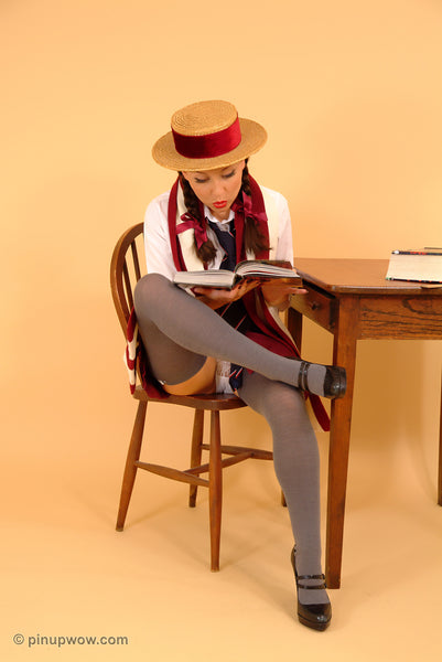 carla-class-act pin-up glamour photo 18 of 123