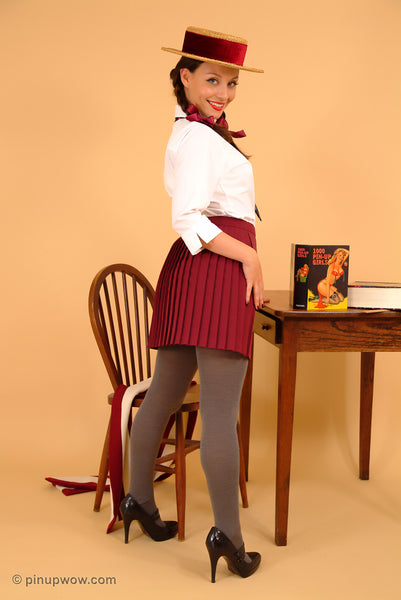 carla-class-act pin-up glamour photo 30 of 123