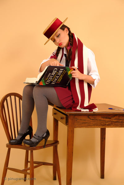 carla-class-act pin-up glamour photo 3 of 123