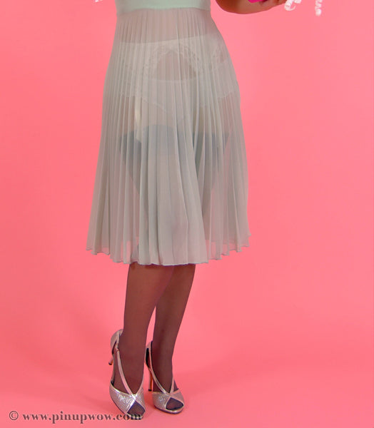 Carla in Girls Night Out  (photoset)