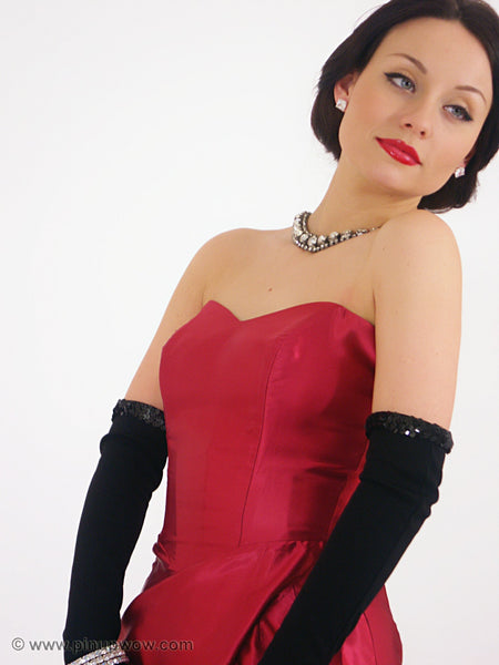 Carla in Lady in Red  (photoset)