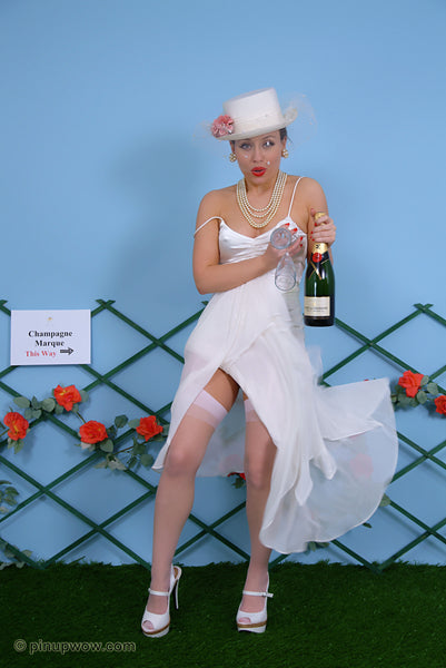 carla_champagne-cutie pin-up glamour photo 11 of 111