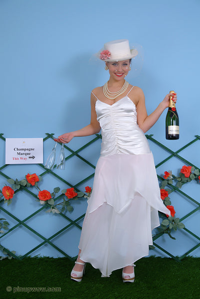 carla_champagne-cutie pin-up glamour photo 2 of 111