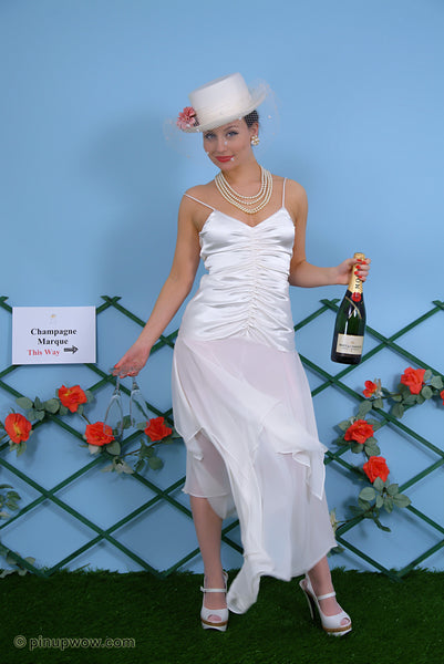 carla_champagne-cutie pin-up glamour photo 3 of 111