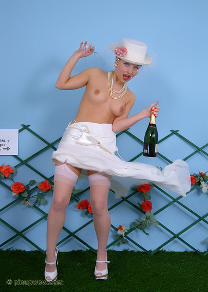 carla_champagne-cutie pin-up glamour photo 56 of 111