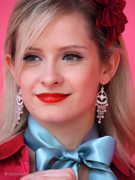 Elle R in Going Going Gone! (photoset)