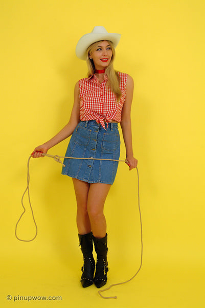 Hayley-Marie in Yippee Ki-Yay!  (photoset)