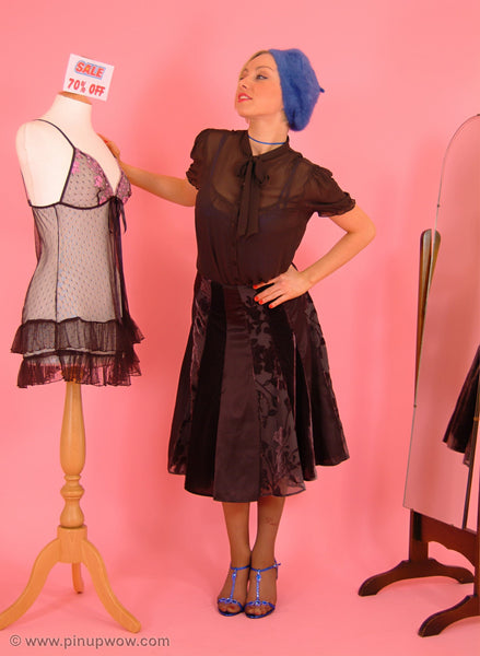 Lexine in Trying it On  (photoset)