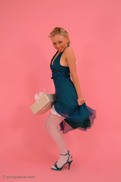 Lexine in What a Gift  (photoset)
