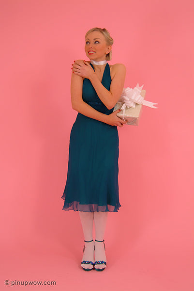 Lexine in What a Gift  (photoset)