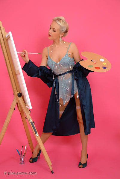 Lucy-Anne in The Art of Tease  (photoset)