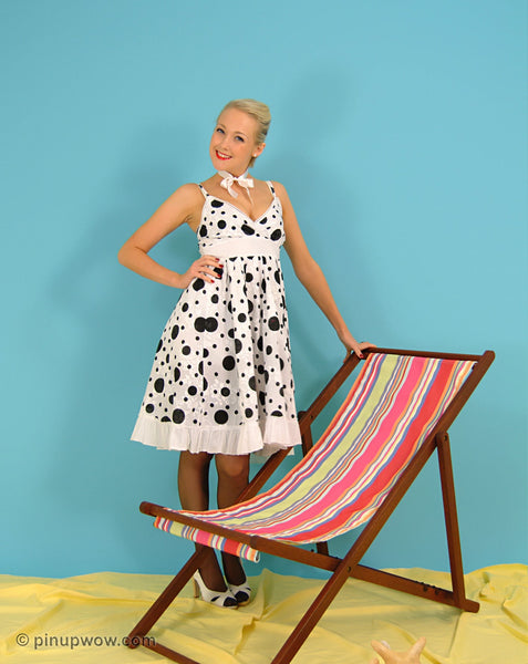 Lucy-Anne in Decked Out  (photoset)