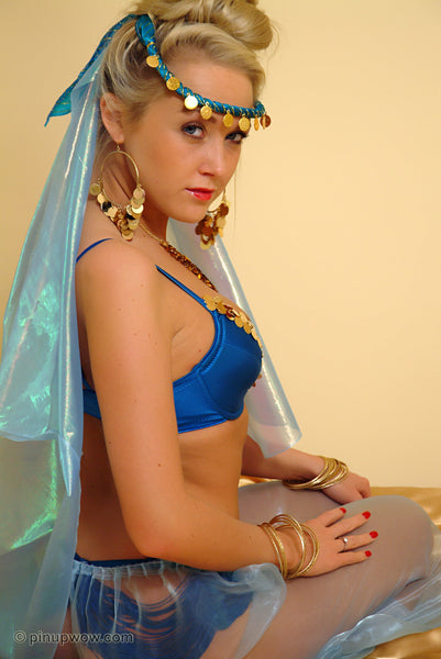 Lucy-Anne in Turkish Delight  (photoset)