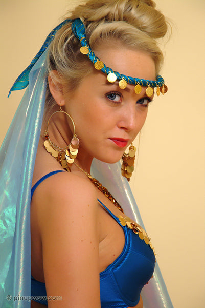 Lucy-Anne in Turkish Delight  (photoset)