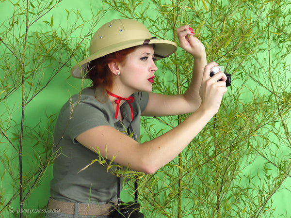 Lucy V in Jungle Honey  (photoset)