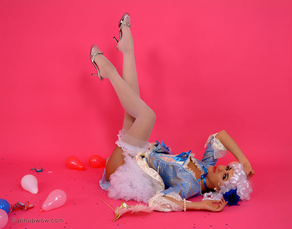Natalia in Naughty Antoinette  (photoset)