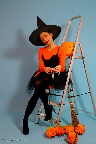 Petra in Bewitched  (photoset)