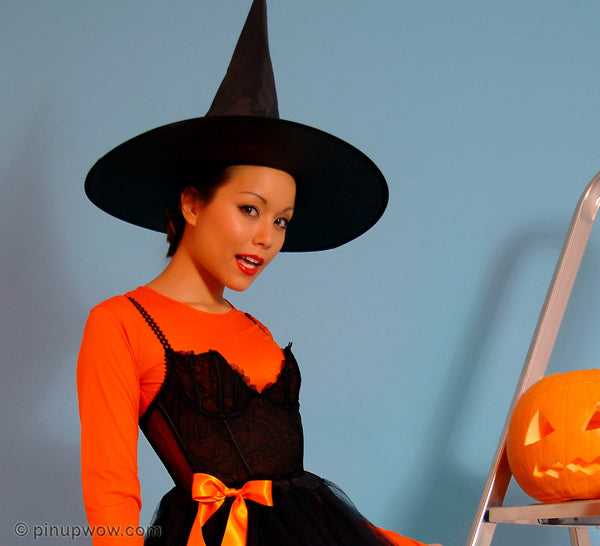 Petra in Bewitched  (photoset)