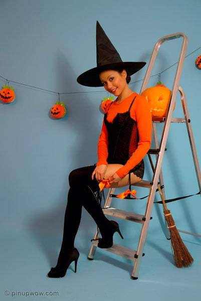 Petra in Bewitched  (photoset)