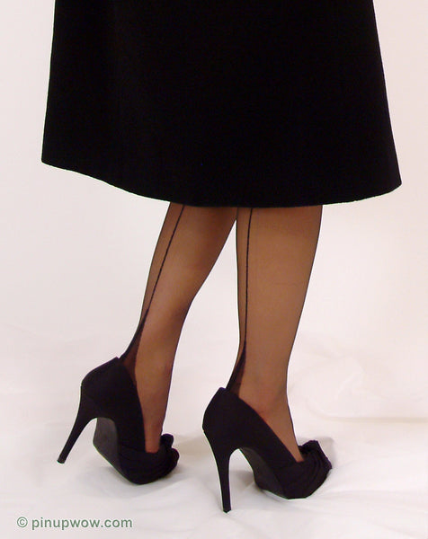 Petra in Snowballs!  (photoset)