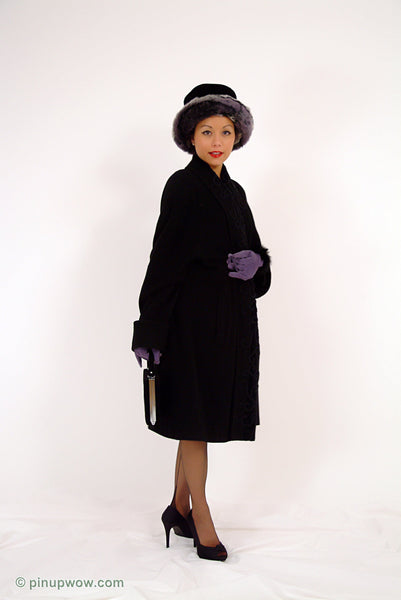 Petra in Snowballs!  (photoset)