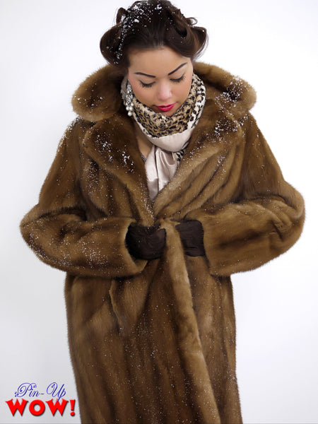 Petra in Winter Warmer (intimate photoset)