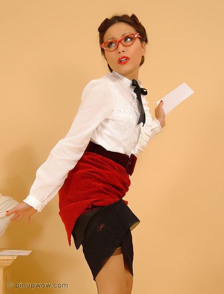 petra_going_going_gone pin-up glamour photo 15 of 102