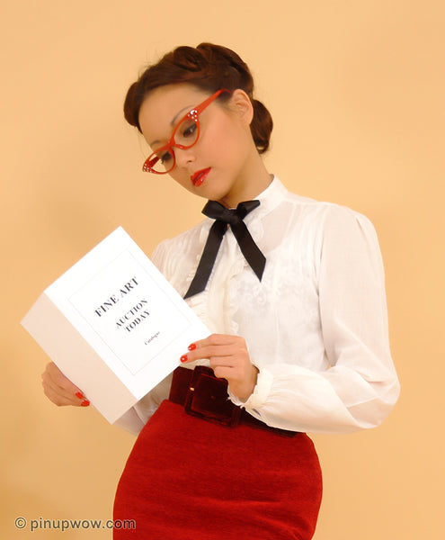 petra_going_going_gone pin-up glamour photo 2 of 102