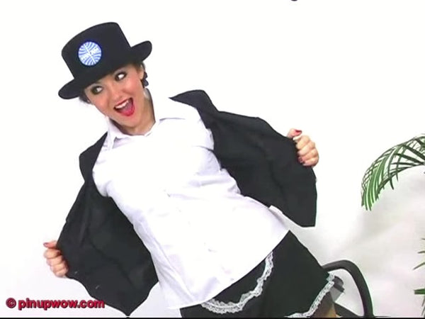 Rachael in I’m Rachael, Fly Me (retro classic video) - screen grab 8